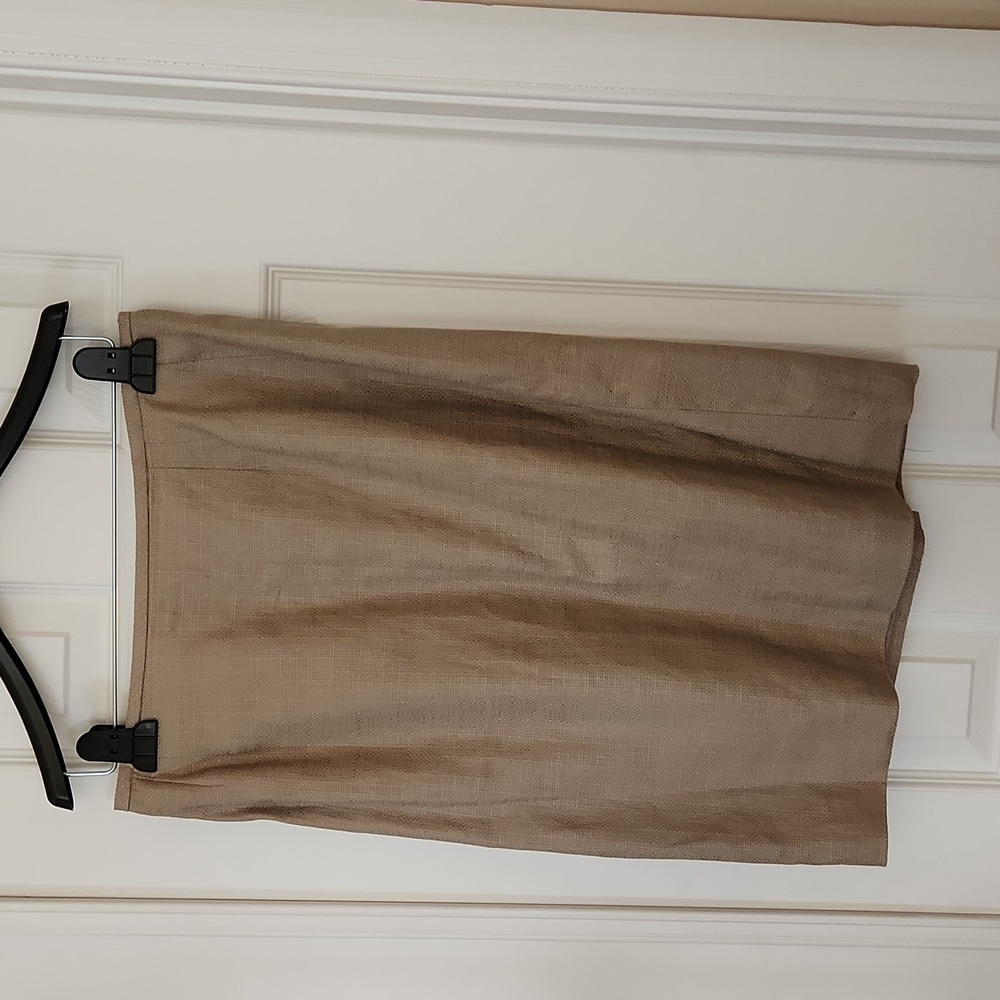 Women's suit skirt